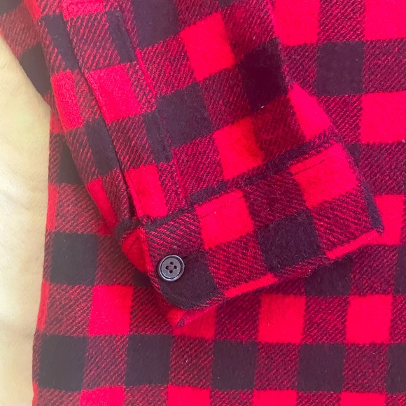 WoolRich Wool - Picture 7 of 7